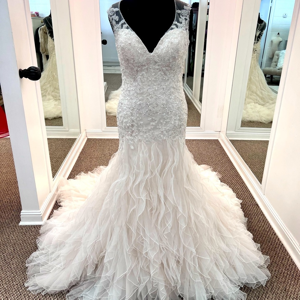 Sophia Tolli Bridal Gown Blake #y21502 Size 18 Blush/Ivory